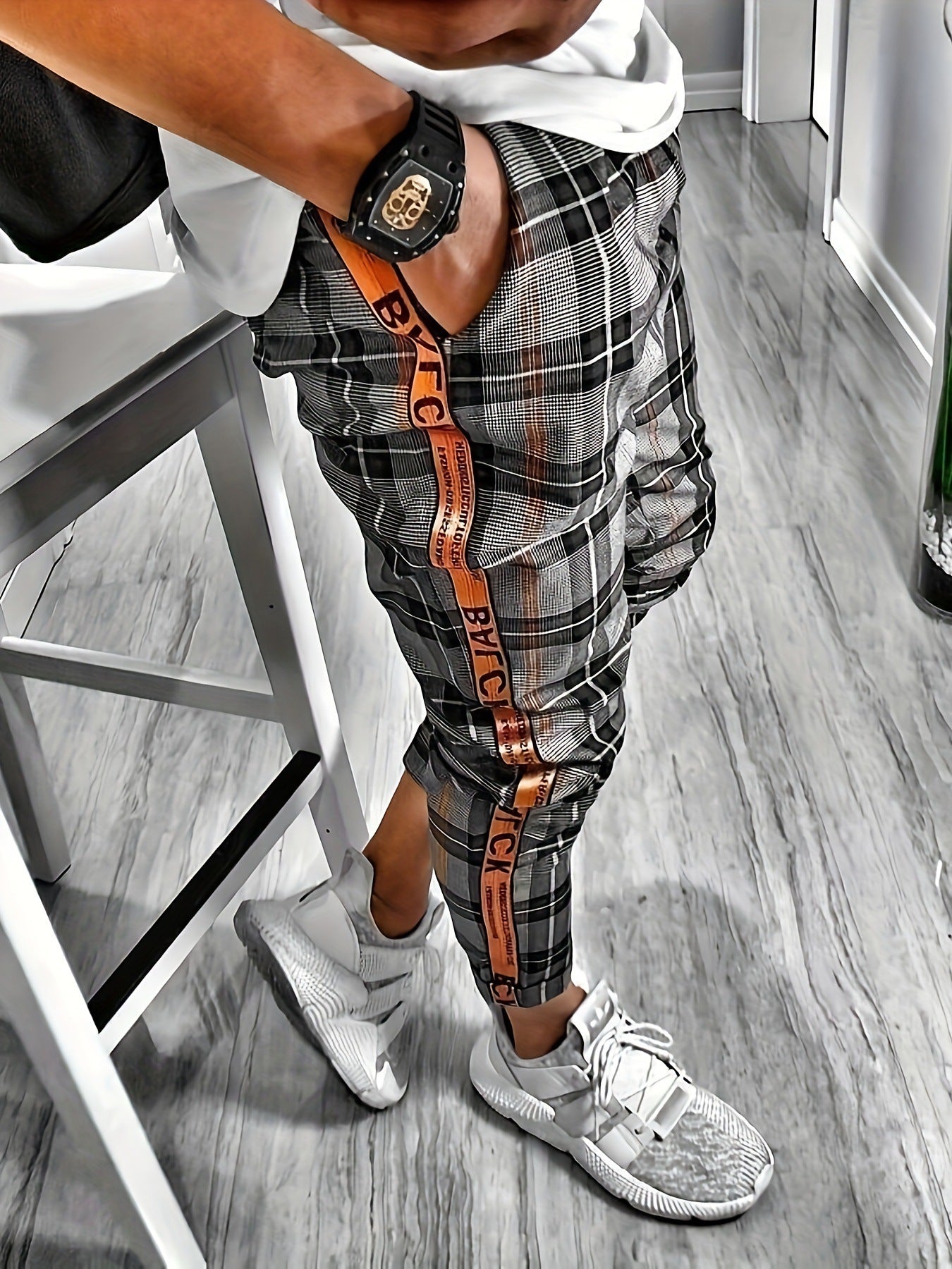 Pantalon Casual à Carreaux avec Bandes Contrastantes - Look Urbain