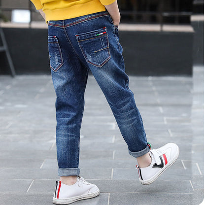 Nouveau Jean Enfant : Pantalon Denim pour Garçon – Style Printemps-Automne